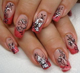 Zselé köröm akril díszítéssel