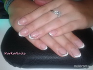 Best Nails - Francia egy kis feketével