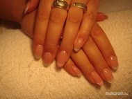 Csillámos francia műköröm