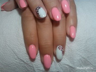 Rózsaszín fehérrel