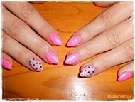 rózsaszínstrasszos