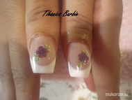 épített francia virággal