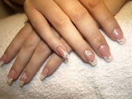 francia festett virágokból