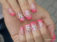 Best Nails - virágos