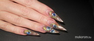 Best Nails - páva