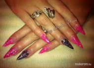 Stiletto csillámosan