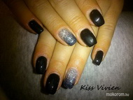 fekete egy kis csillámmal