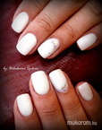 Innovation Nails soft white gel