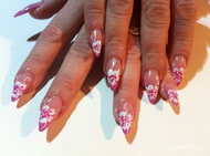 egylendület virágok