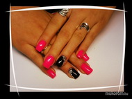 fekete pink
