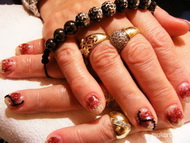 Best Nails - feketeköves