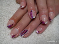 Nikinek csillámmal és metál csíkkal