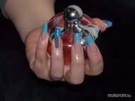 Zsuzsinak hajlított kocka