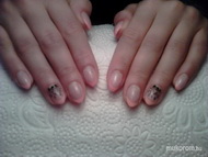 Best Nails - fekete mintás