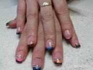 Zselé töltés vidám színekkel