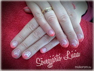 rózsaszín virágos