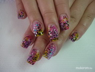 Best Nails - Színes tavaszi zselésköröm