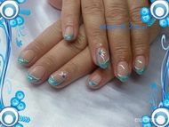 Türkizkék ragyogás