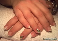 kérésre pávatollak