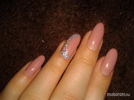 nude glitterrel