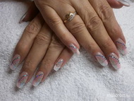 Best Nails - Gyöngyike köme