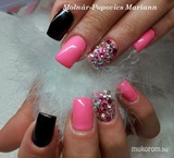 pink fekete