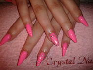 Rózsaszín strasszokkal