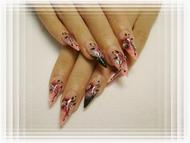 rózsaszín és fekete