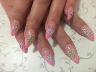 újabb Irén köröm