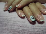 Best Nails - fűzős