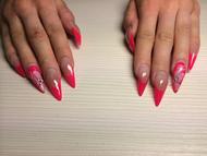Best Nails - 4 hetes lenőtt köröm