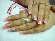 Best Nails - Esztinek épített