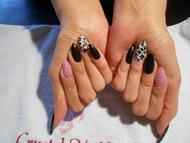 Fekete fehér rózsaszín