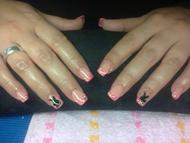 Playboy nyuszis körmök