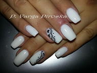 Fehér zselé fekete akrillal