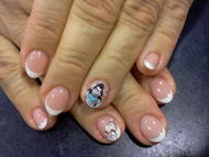 Majmóca bársonypor plüss szívvel