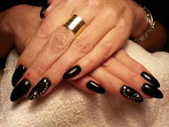 Best Nails - Évinek