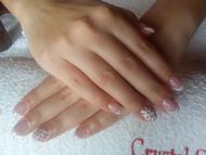 Mandula akril festékkel