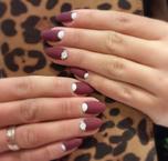 Matt hatás holdmanikűrrel