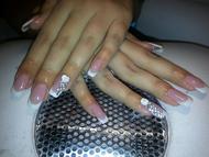 Best Nails - Francia kocka virággal szalagavatóra 