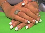 Best Nails - pöttyök