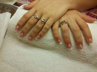 Zselé körömágyhosszabbítással