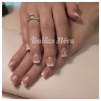 Épített zselé francia véggel