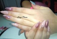 épített zselé és gél lakk