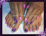Best Nails - Pink and purple nail