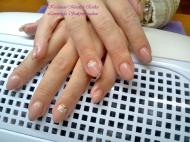 Best Nails - zselés körömerősítés