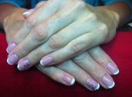 Best Nails - Francia swarovski kövekkel