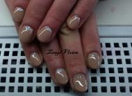 Épített zselé gél lakkal