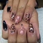 Párduc fekete púder