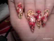 Best Nails - akrill díszítés